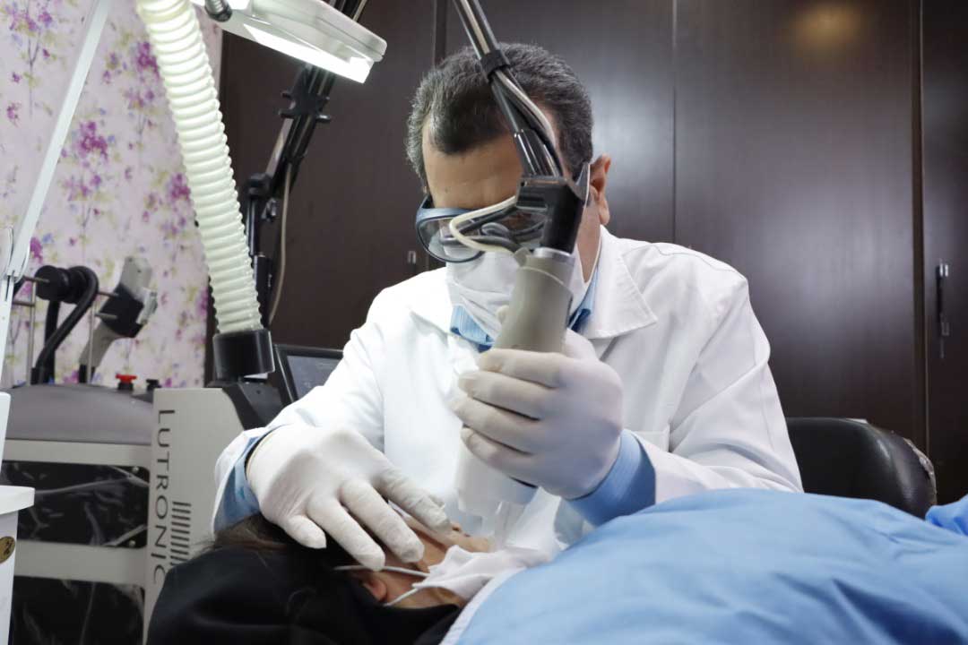 دکتر بهروز وارث بهترین  متخصص پوست و مو در شیراز